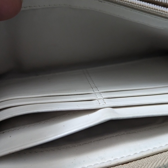 Coach Wallet - Picture 7 of 8